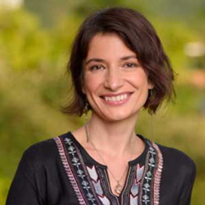 Dr. Ramona Biholar